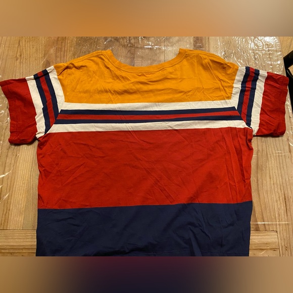 Levi’s basic tee - Picture 3 of 3